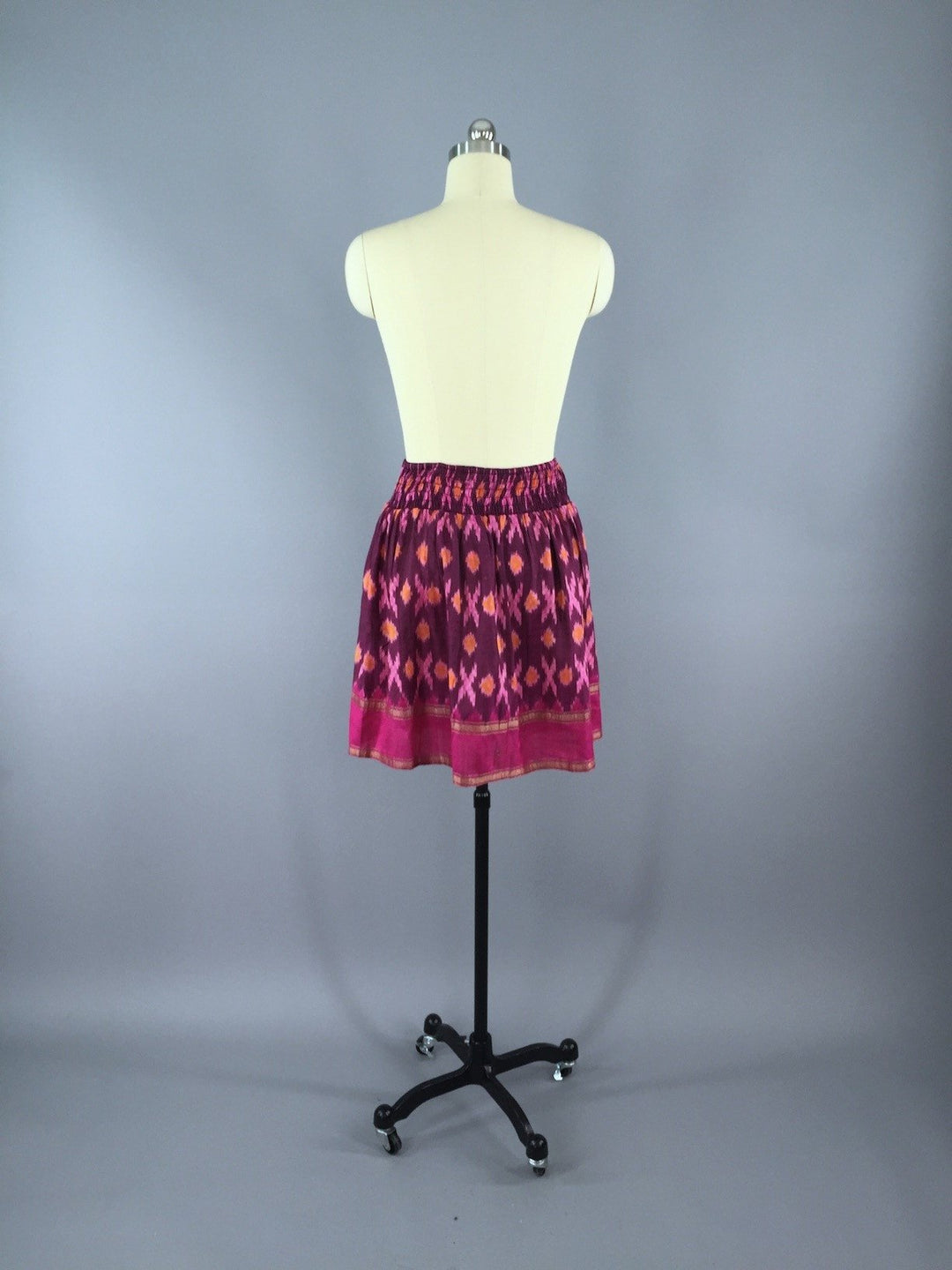 Silk Skirt / Vintage Indian Sari / Pink IKAT Print - Size Small to Medium - ThisBlueBird