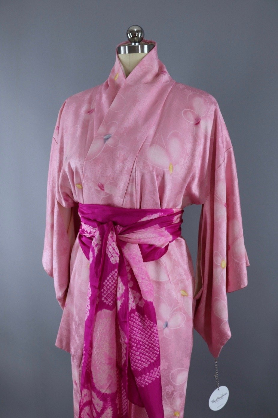 Vintage Silk Kimono Robe / Pink Butterflies - ThisBlueBird