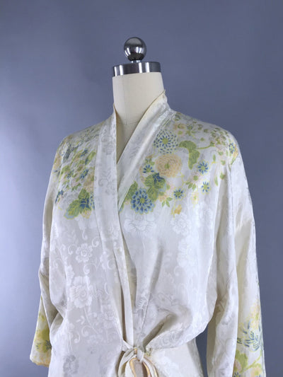 Vintage 1920s-1930s Silk Kimono Robe / White Floral Chinoiserie / Silk Wrapper / Flapper - ThisBlueBird