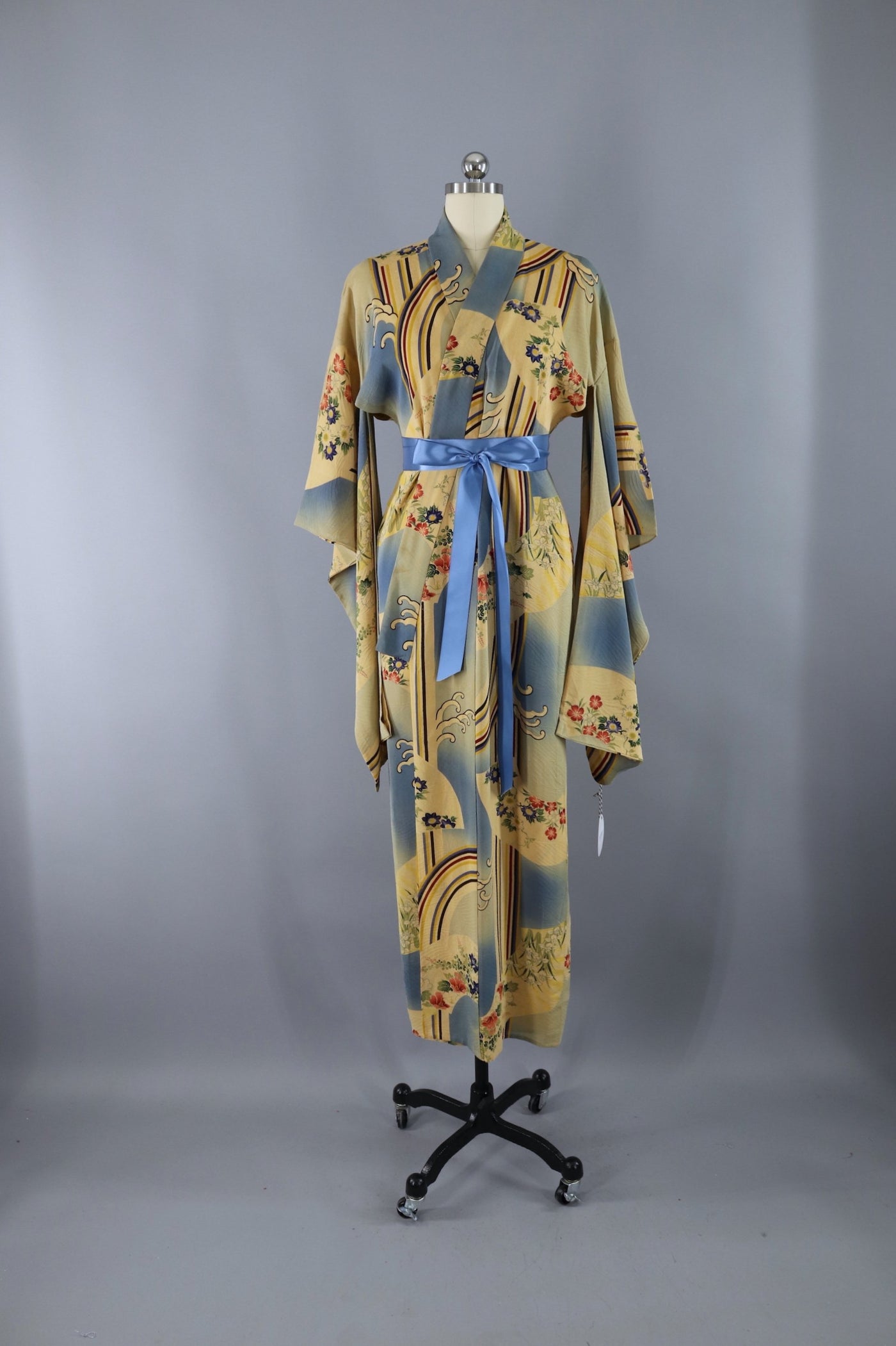 Vintage 1920s Silk Kimono Robe / Blue Floral Rainbows - ThisBlueBird