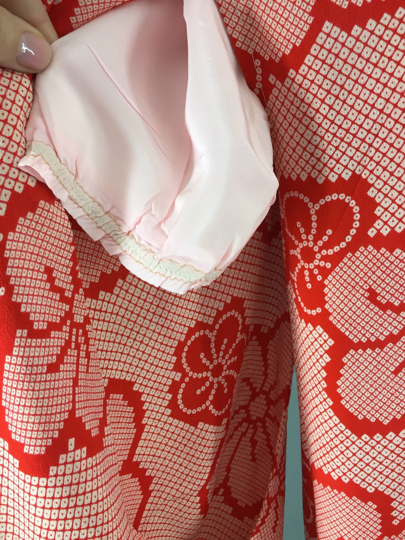 Vintage 1920s Silk Kimono Robe / Red Shibori Daisy Print - ThisBlueBird