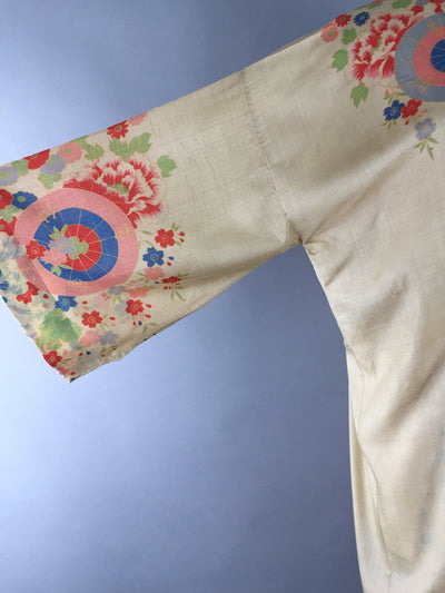 Vintage 1920s Silk Robe / Art Deco Asian Floral Print Silk Wrapper - ThisBlueBird