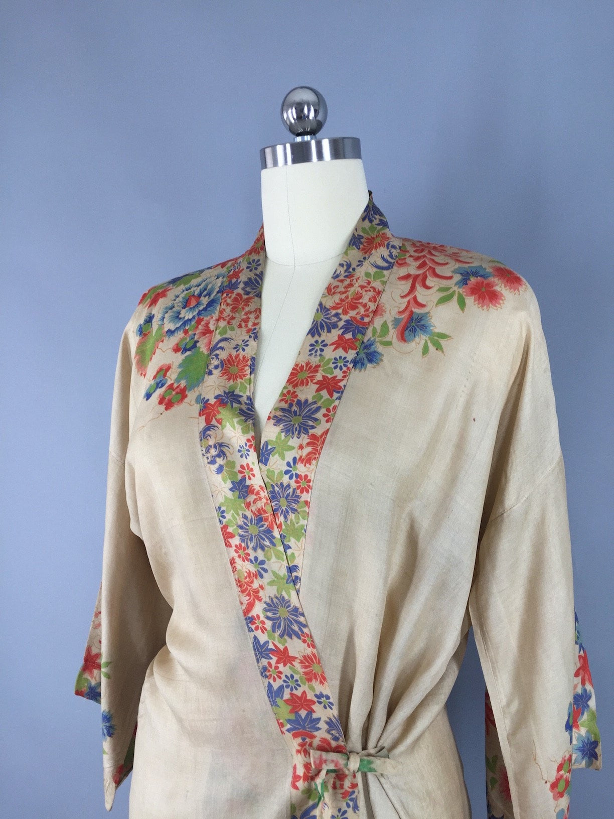 Vintage 1920s Silk Robe Kimono / Art Deco Silk Wrapper / 20s Flapper - ThisBlueBird