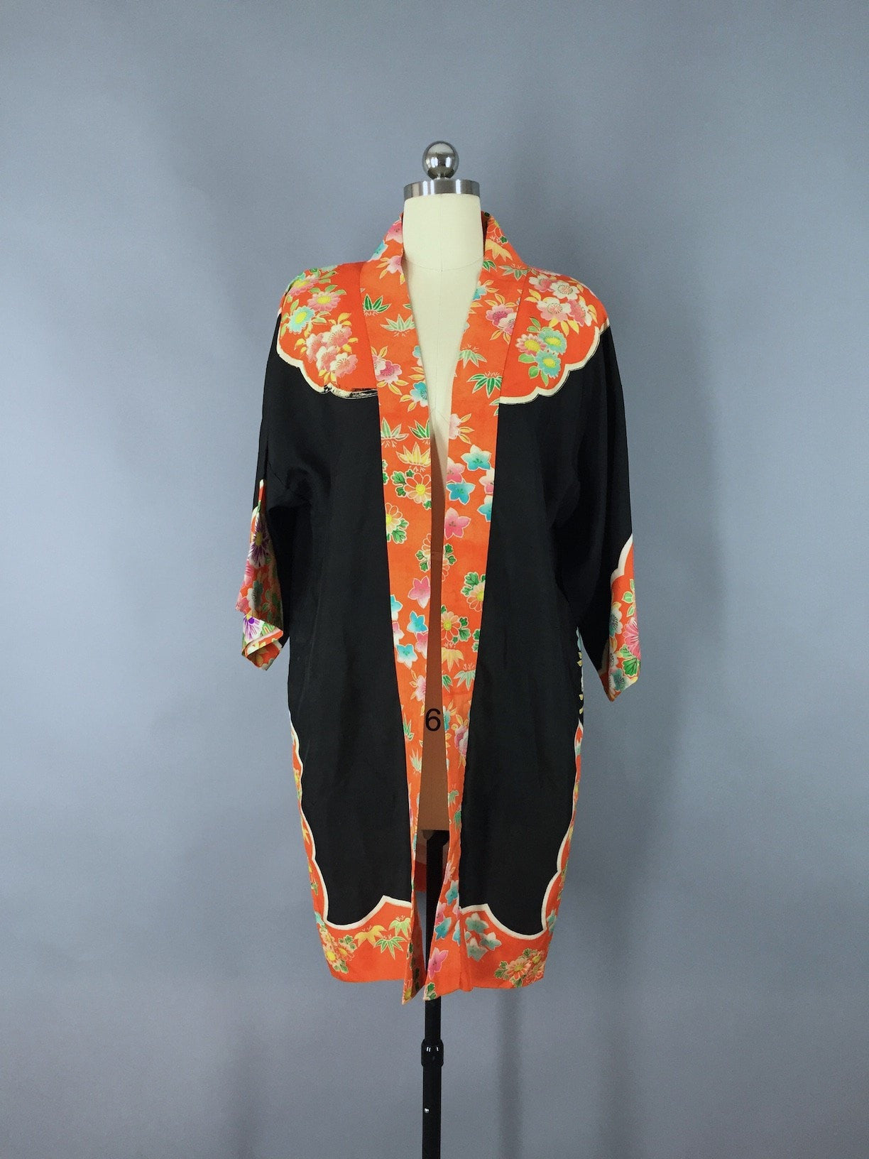 Vintage 1920s Vintage Silk Kimono Robe / Black Art Deco - ThisBlueBird