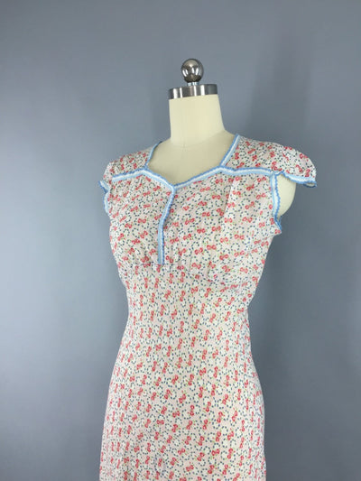 Vintage 1930s Dress / Bias Cut / House Dress Nightgown / Red Floral Print - ThisBlueBird