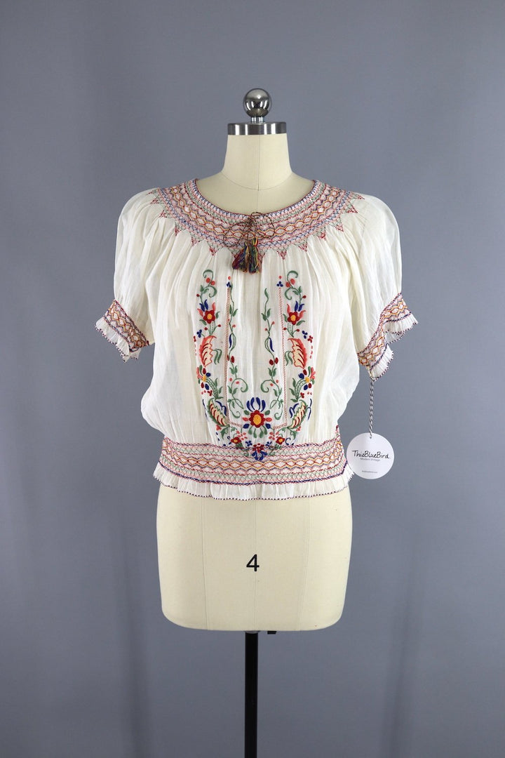 Vintage 1930s Embroidered Peasant Blouse / Red Floral Hungarian Embroidery - ThisBlueBird