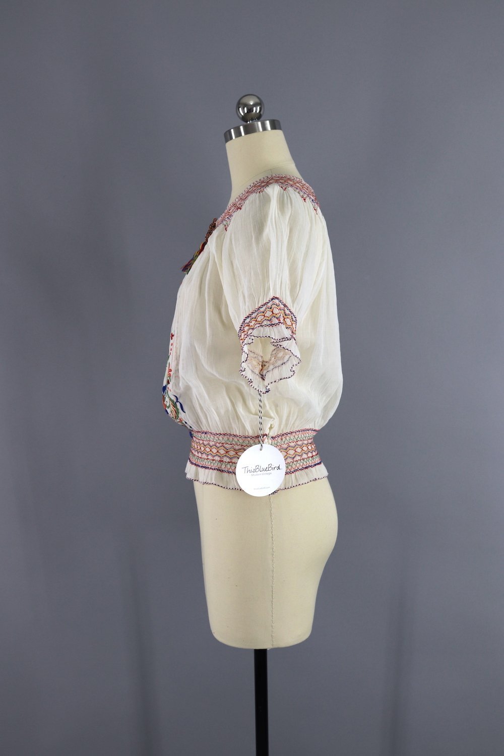 Vintage 1930s Embroidered Peasant Blouse / Red Floral Hungarian Embroidery - ThisBlueBird