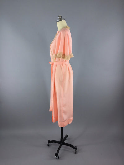 Vintage 1930s Peach Lace Robe Dressing Gown - ThisBlueBird
