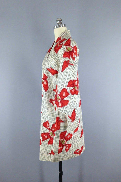 Vintage 1930s Silk Haori Kimono Cardigan / White Floral Ikat - ThisBlueBird