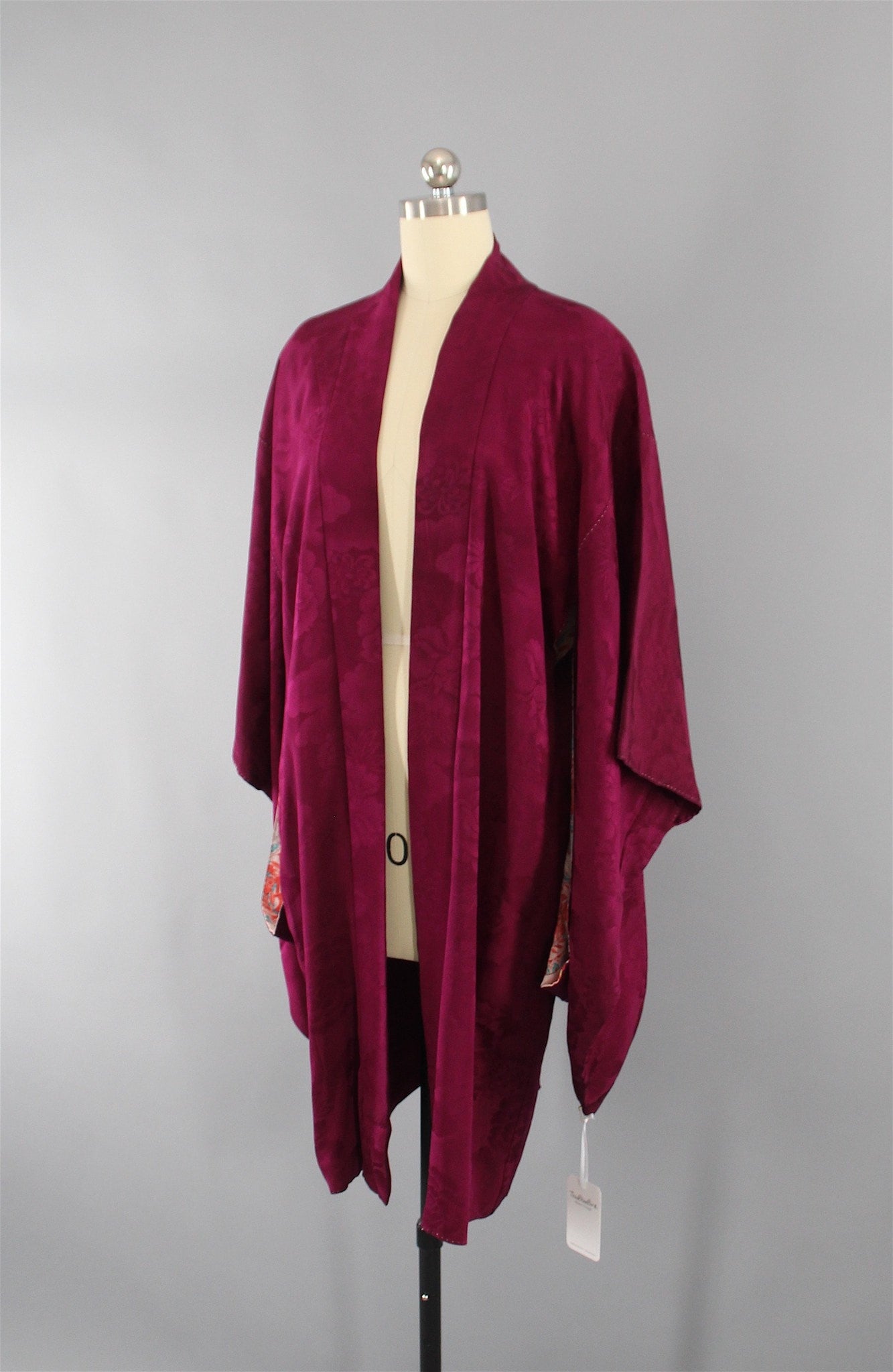 Vintage 1930s Silk Haori Kimono Jacket Cardigan in Cranberry Red Magenta - ThisBlueBird
