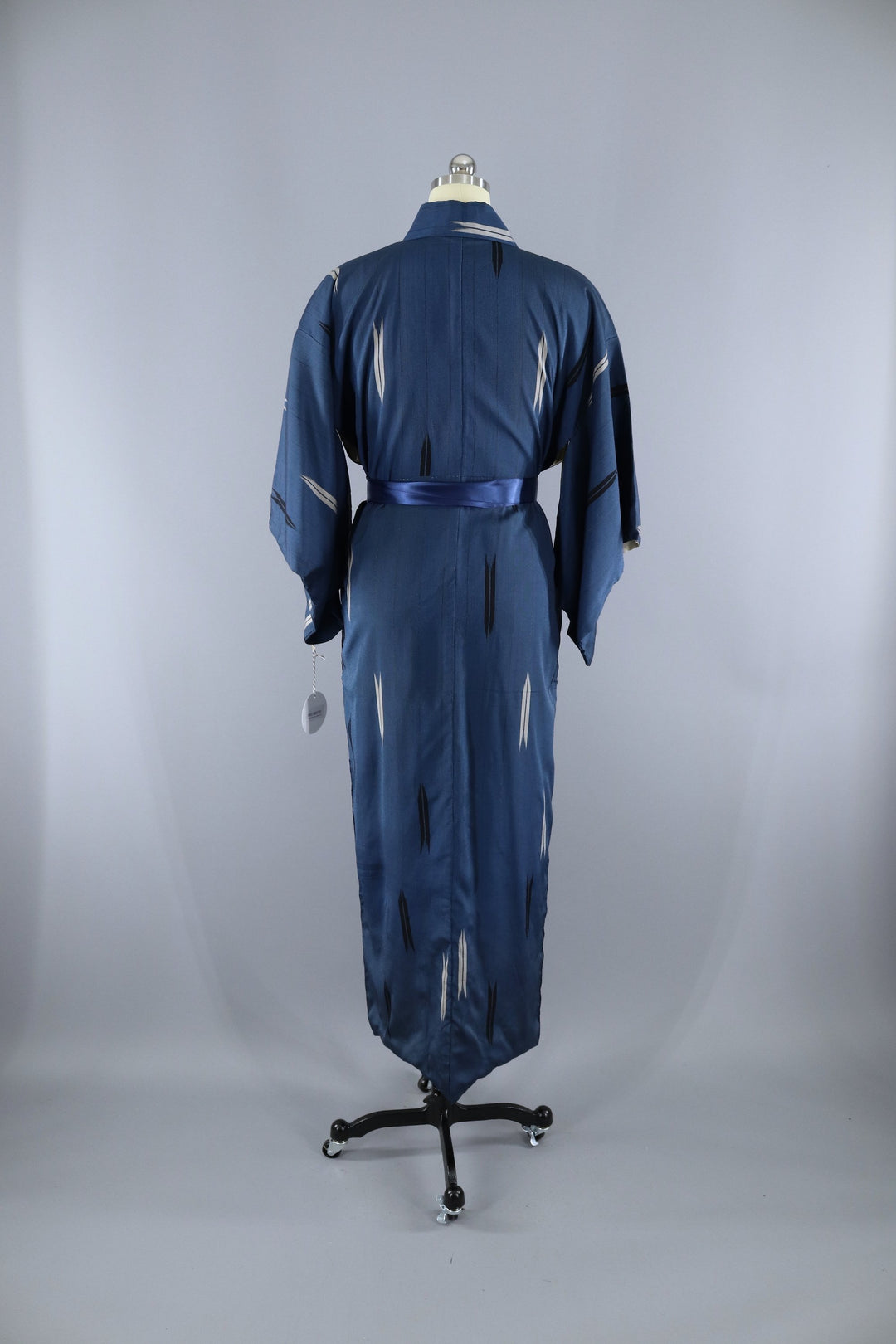 Vintage 1930s Silk Kimono Robe / Blue Meisen Arrows - ThisBlueBird