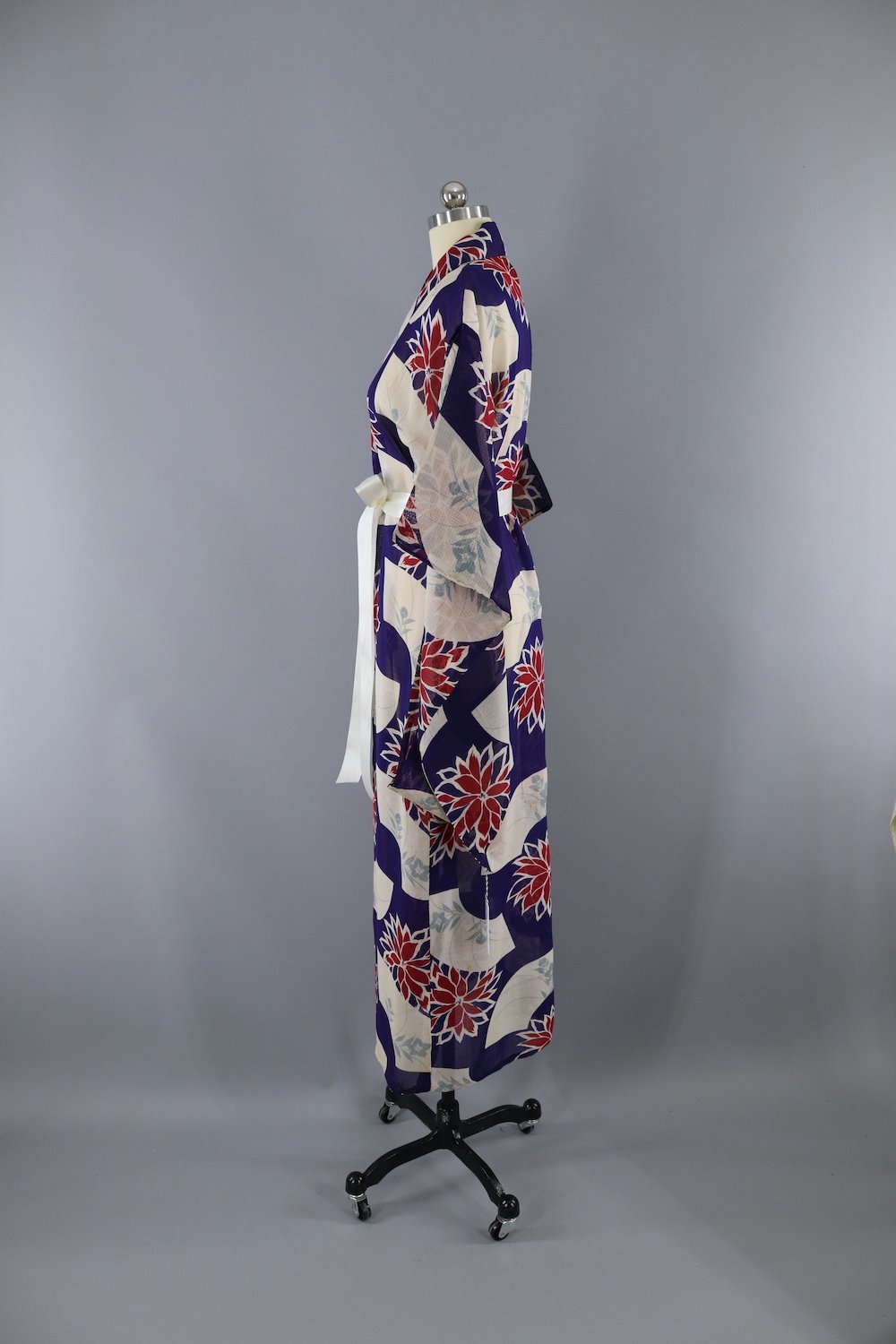 Vintage 1930s Silk Kimono Robe / Blue & Red Floral - ThisBlueBird