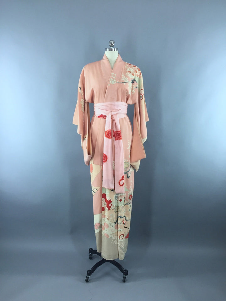 Vintage 1930s Silk Kimono Robe / Peach Pink Floral Art Deco - ThisBlueBird