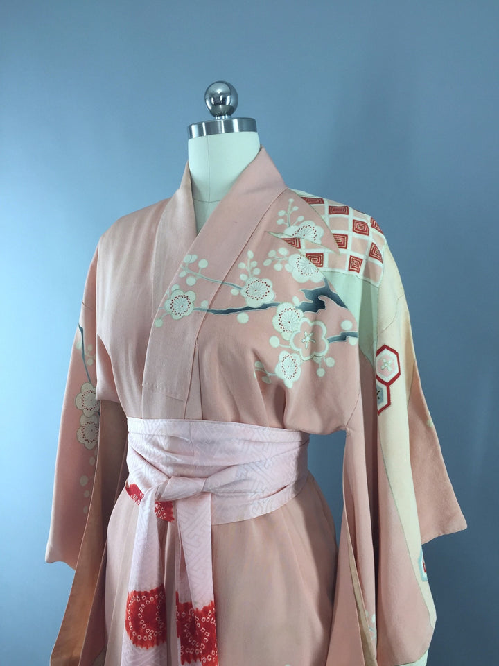 Vintage 1930s Silk Kimono Robe / Peach Pink Floral Art Deco - ThisBlueBird