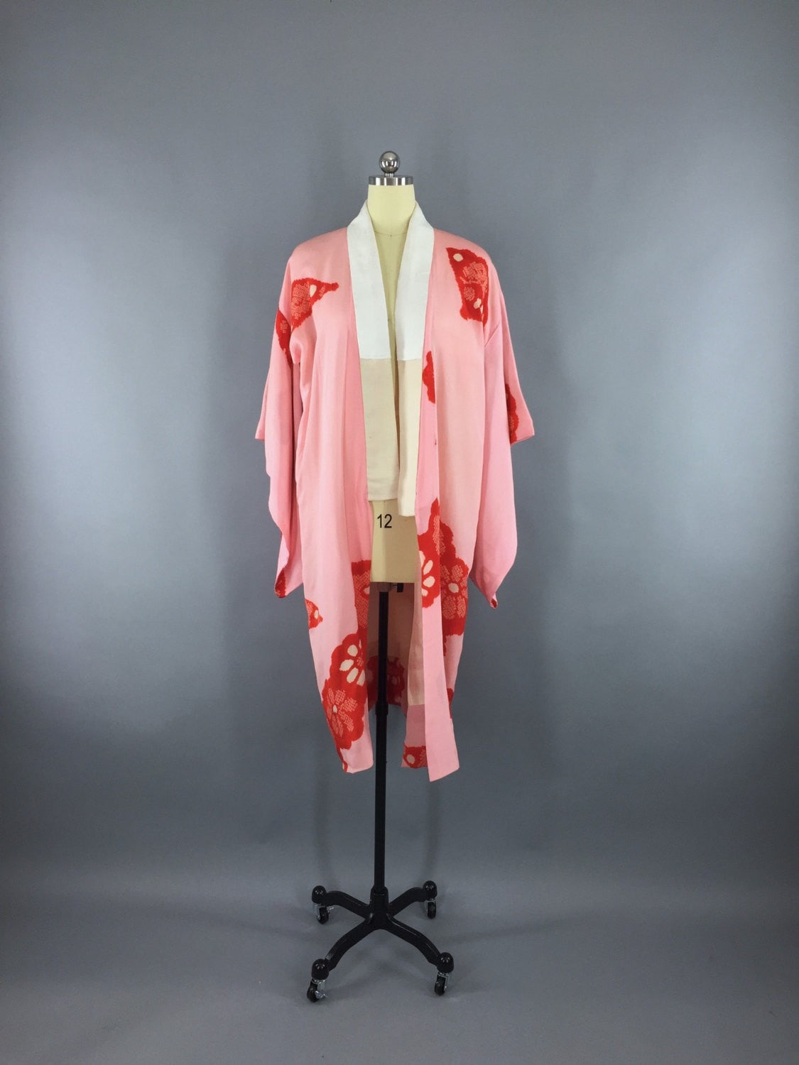Vintage 1930s Silk Kimono Robe / Pink and Red Shibori Dyed Silk - ThisBlueBird