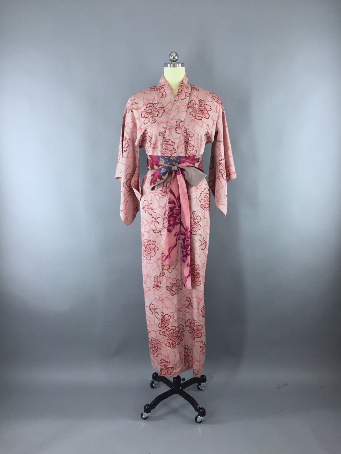 Vintage 1930s Silk Kimono Robe / Pink Floral Meisen Silk - ThisBlueBird