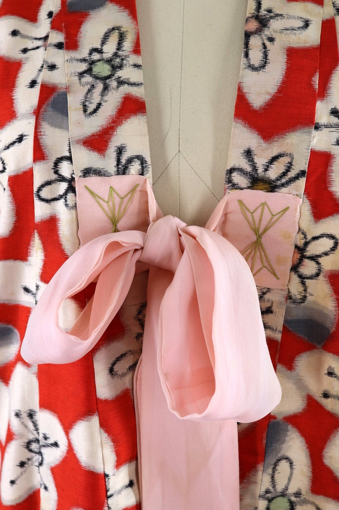 Vintage 1930s Silk Kimono Robe / Red Meisen Ikat Floral - ThisBlueBird