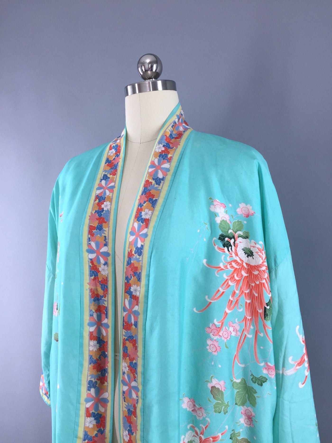 Vintage 1930s Silk Kimono Robe with Aqua Blue Floral Print - ThisBlueBird