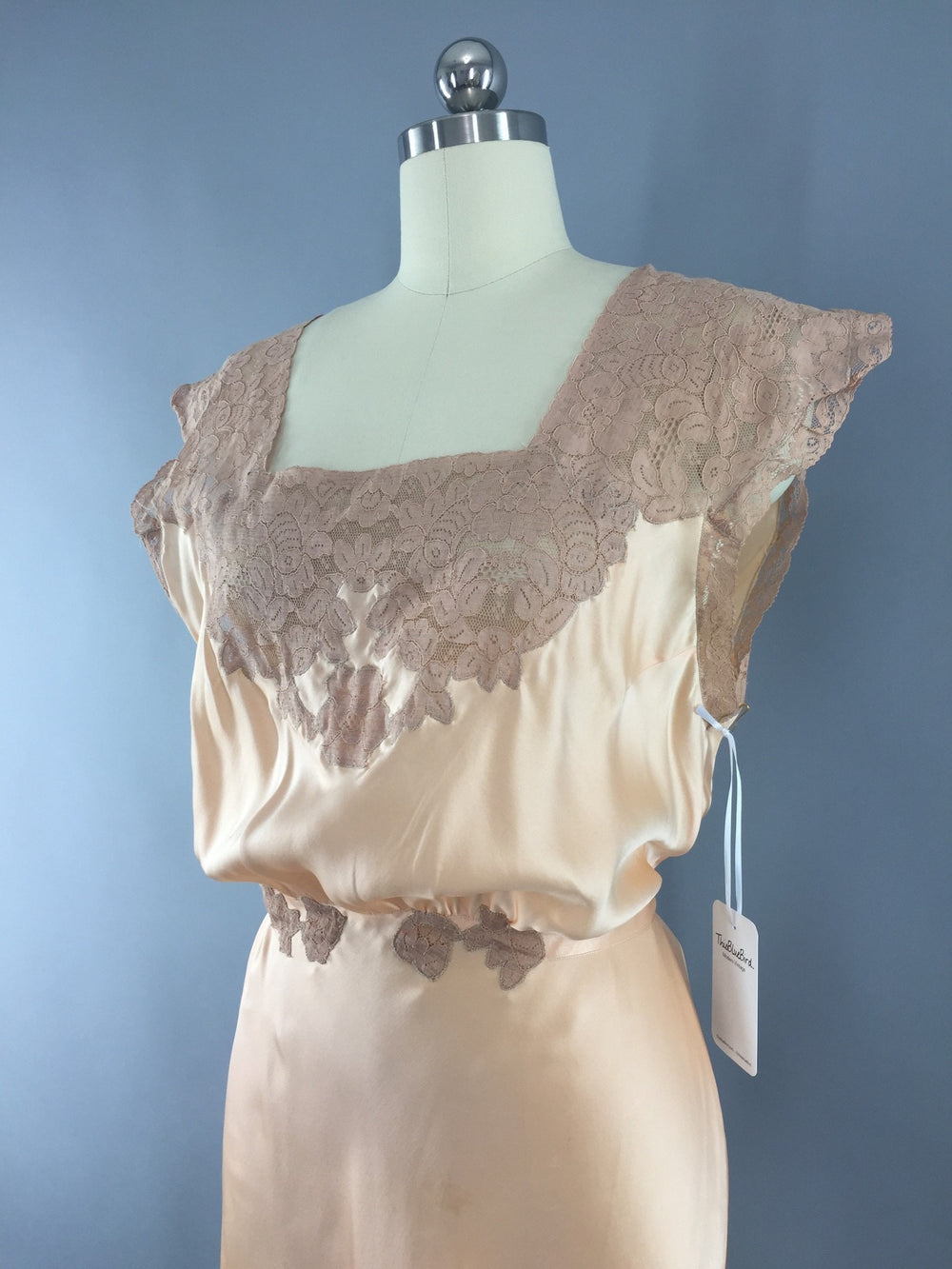 Vintage 1930s Silk Nightgown / Bias Cut Satin - ThisBlueBird