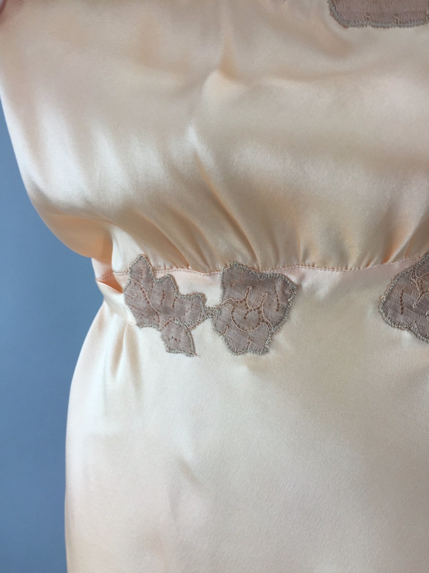 Vintage 1930s Silk Nightgown / Bias Cut Satin - ThisBlueBird