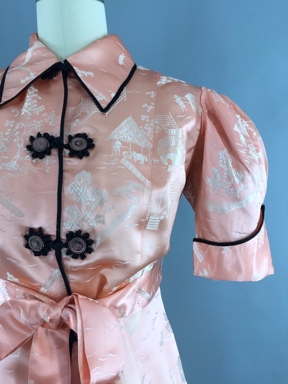 Vintage 1930s Silk Pajamas Set / Art Deco Chinoiserie Loungewear - ThisBlueBird