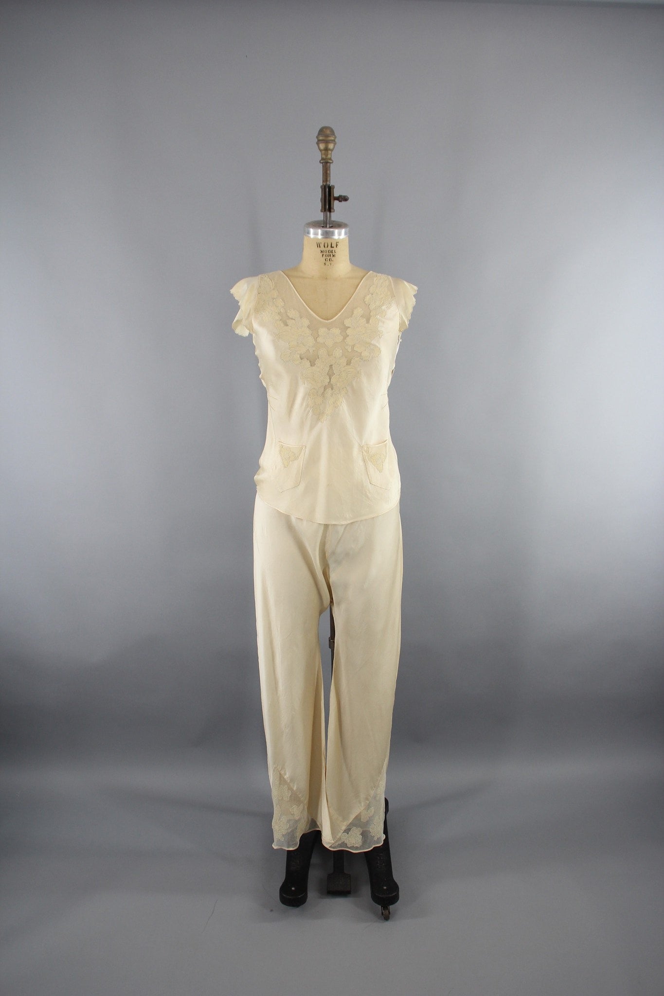 Vintage 1930s Silk Satin and Lace Pajamas Loungewear - ThisBlueBird