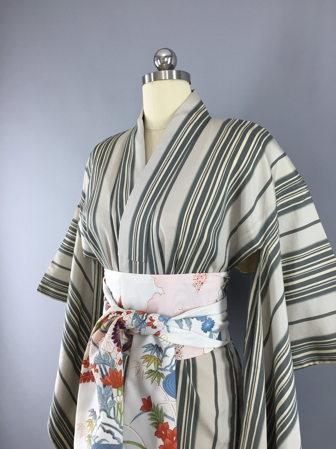 Vintage 1930s Vintage Silk Kimono Robe / Sage Green Stripes - ThisBlueBird