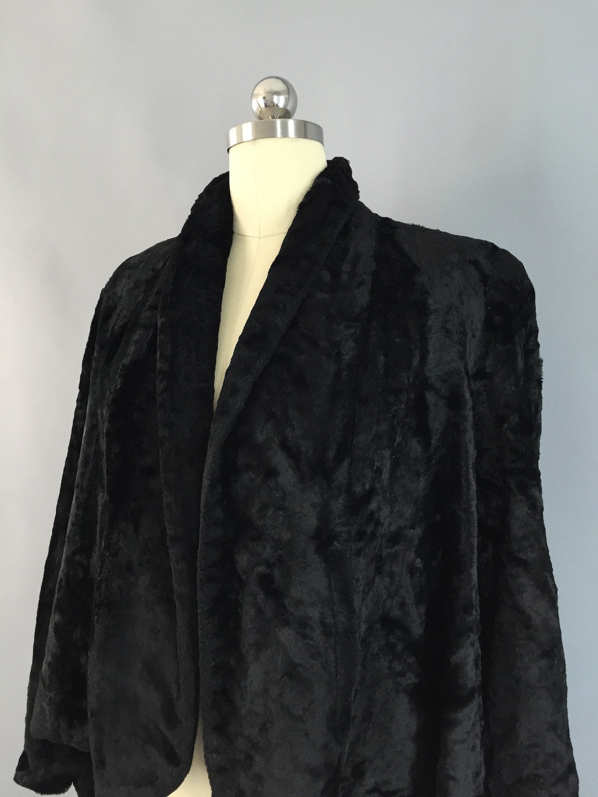 Vintage 1940s Fur Jacket / Swing Coat - ThisBlueBird