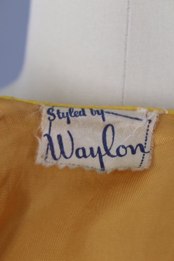 Vintage 1940s Quilted Bed Jacket-ThisBlueBird - Modern Vintage