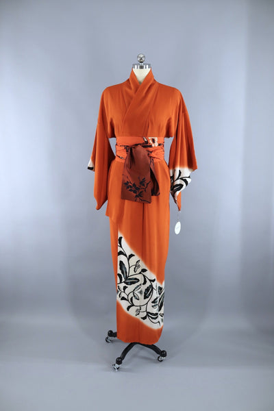 Vintage 1940s Silk Kimono Robe / Art Deco Orange Arabesque Vines - ThisBlueBird