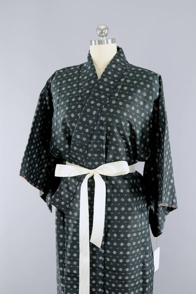 Vintage 1940s Silk Kimono Robe / Black White Meisen Ikat - ThisBlueBird