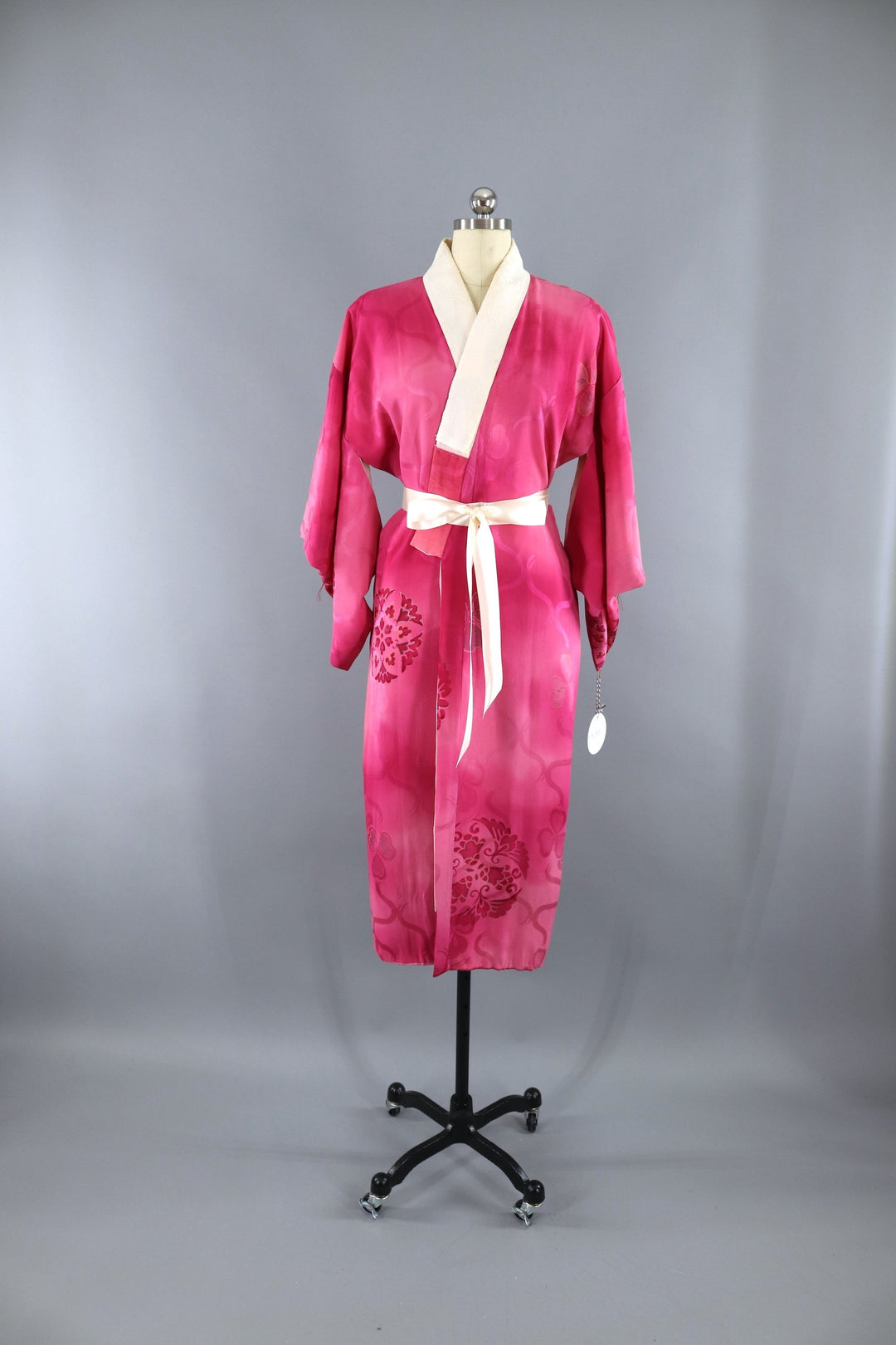 Vintage 1940s Silk Kimono Robe / Bright Pink Ombre - ThisBlueBird