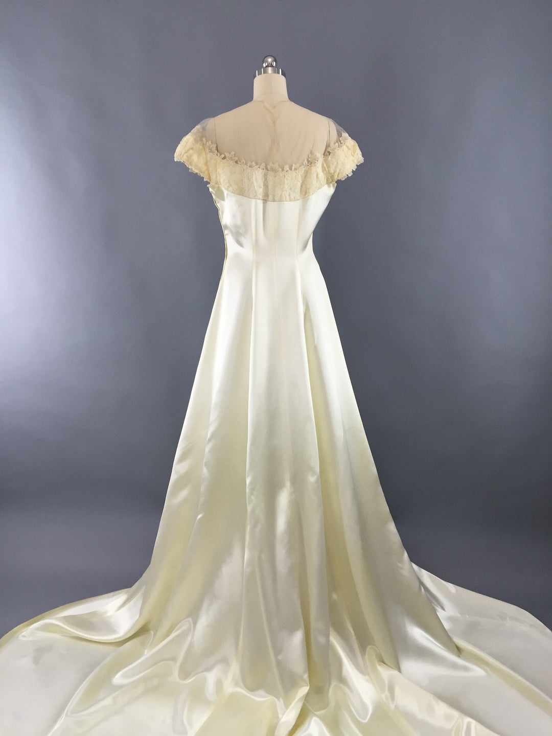 blue dress for baby girl 1940s Vintage Satin Cream Lace Trim Wedding Dress Size Xs main image 0