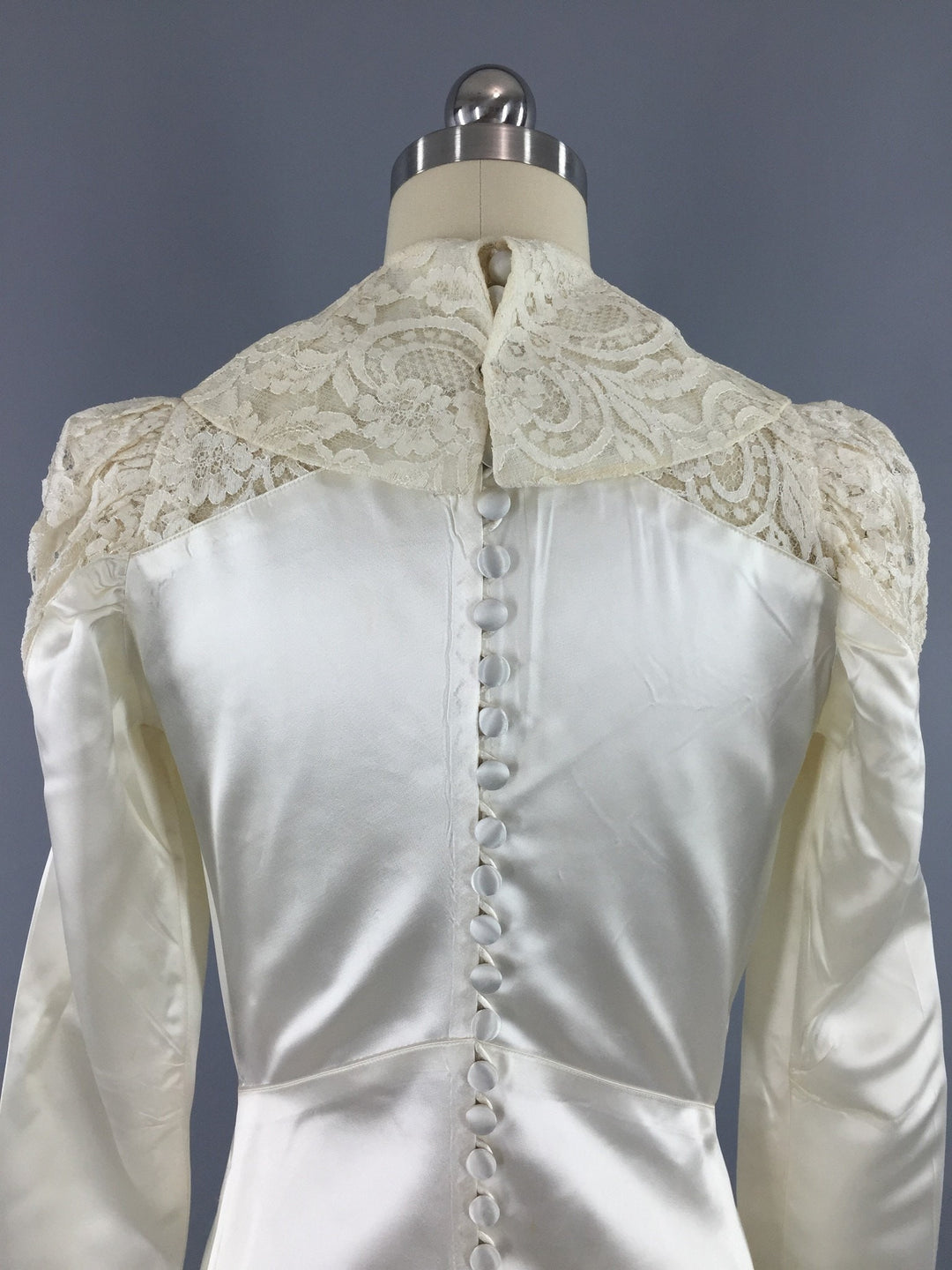 Vintage 1940s Wedding Dress / SATIN STAR / Ivory Satin &amp; Lace Bridal Gown - ThisBlueBird