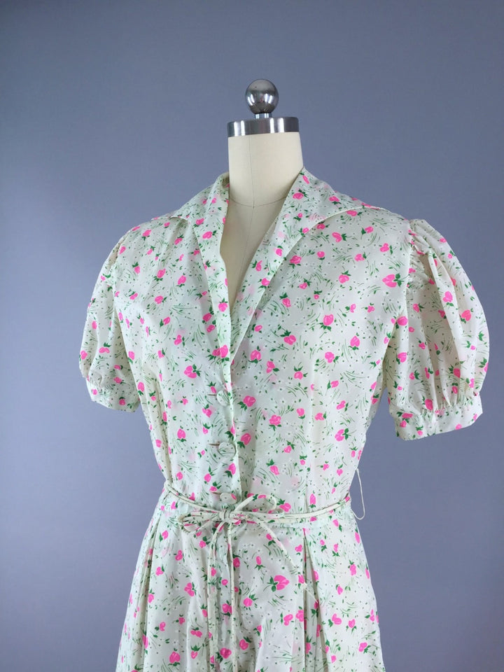 Vintage 1940s White Floral Print Maxi Dress - ThisBlueBird
