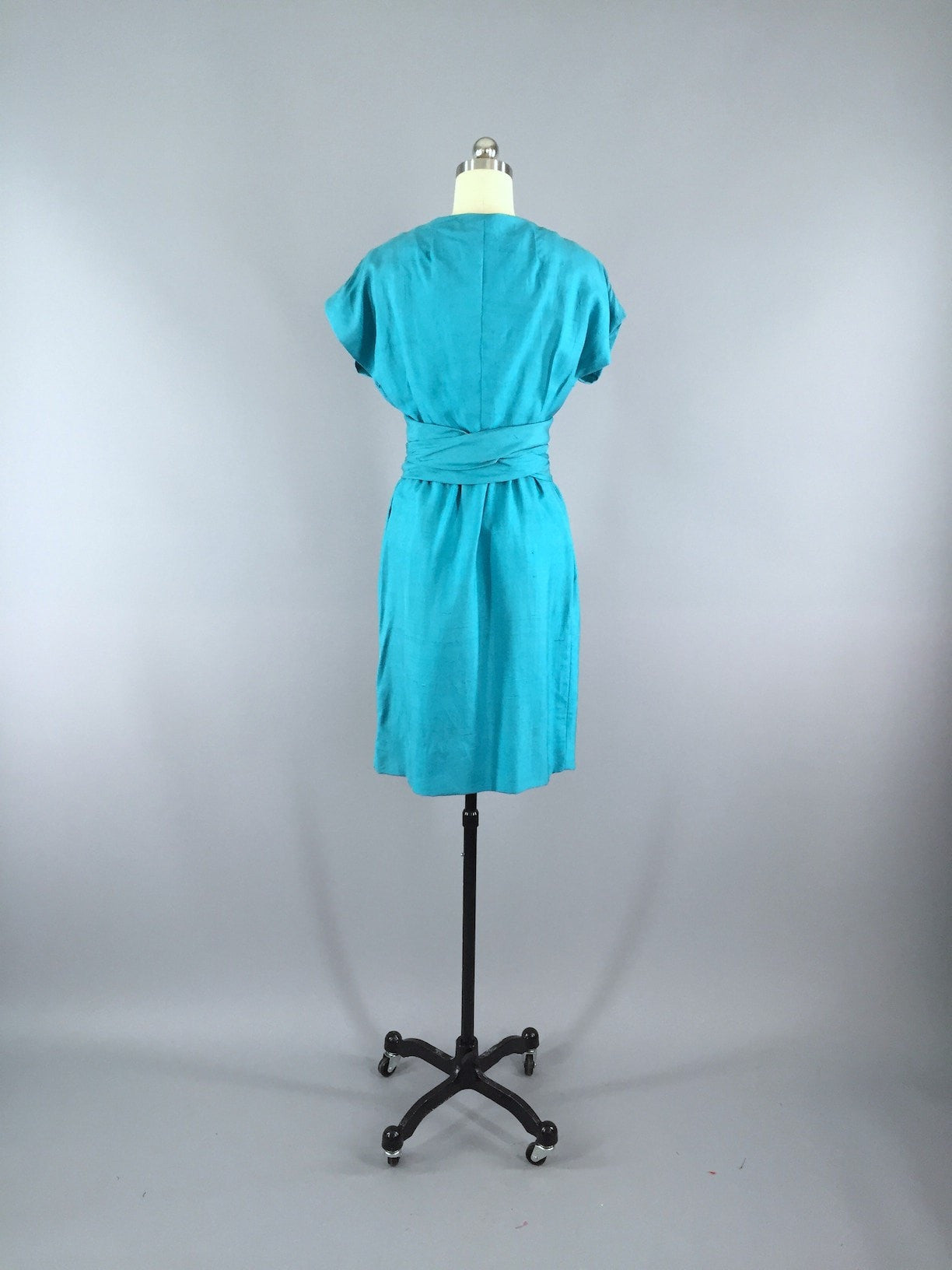 Vintage 1950s Day Dress / Blue Silk - ThisBlueBird