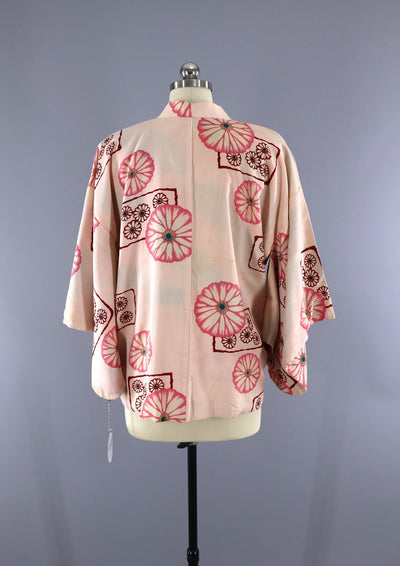Vintage 1950s Haori Kimono Jacket Cardigan / Pale Pastel Pink Mod Floral Print - ThisBlueBird