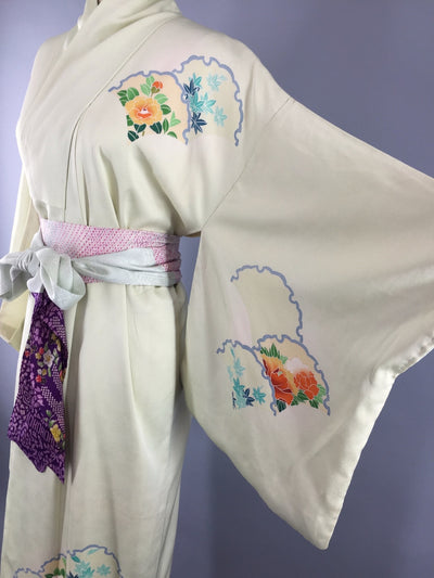 Vintage 1950s Kimono Robe / Spring Green Floral Print - ThisBlueBird