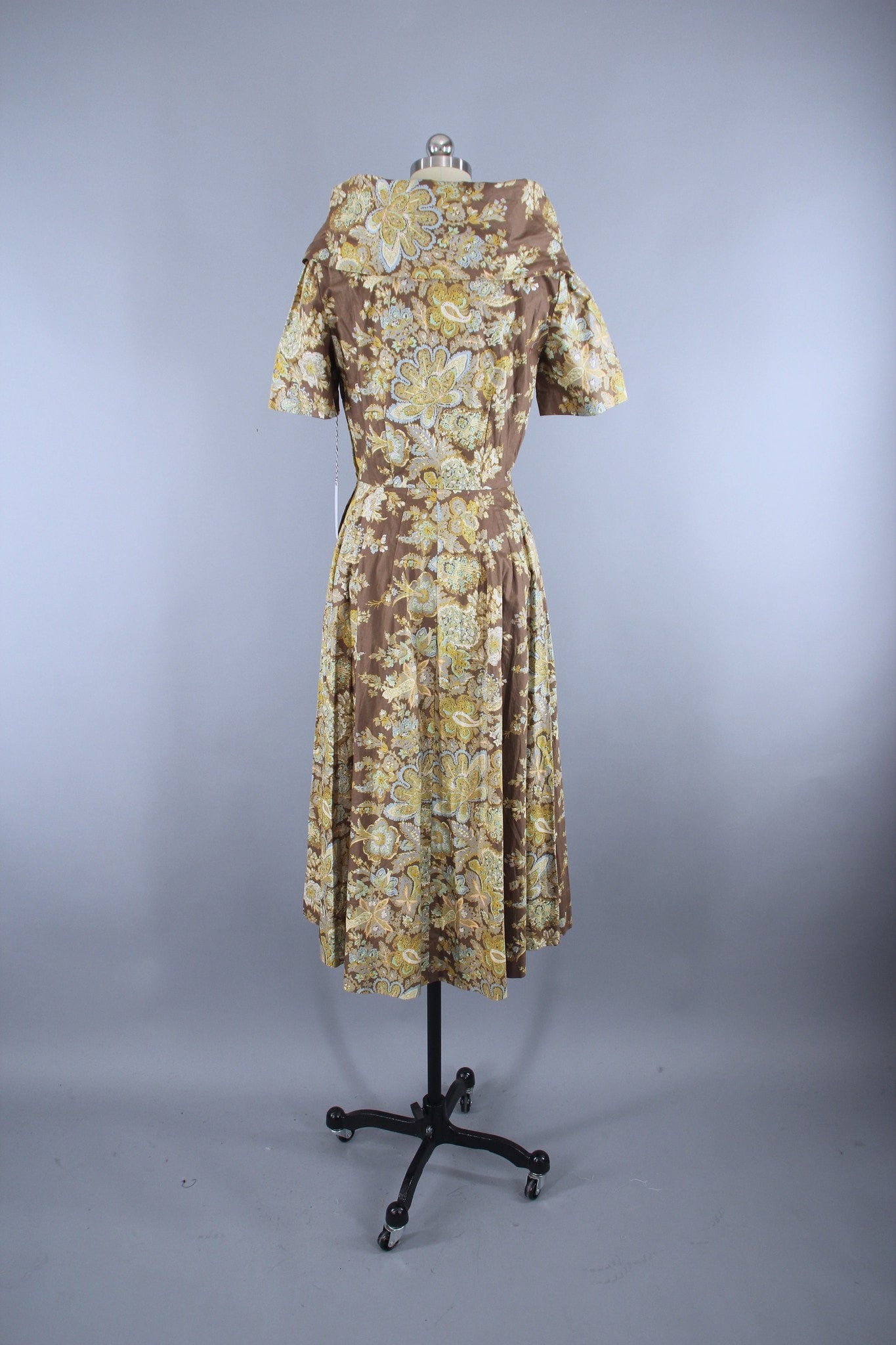 Vintage 1950s New Look Garden Party Dress in Brown & Blue Floral Print - ThisBlueBird
