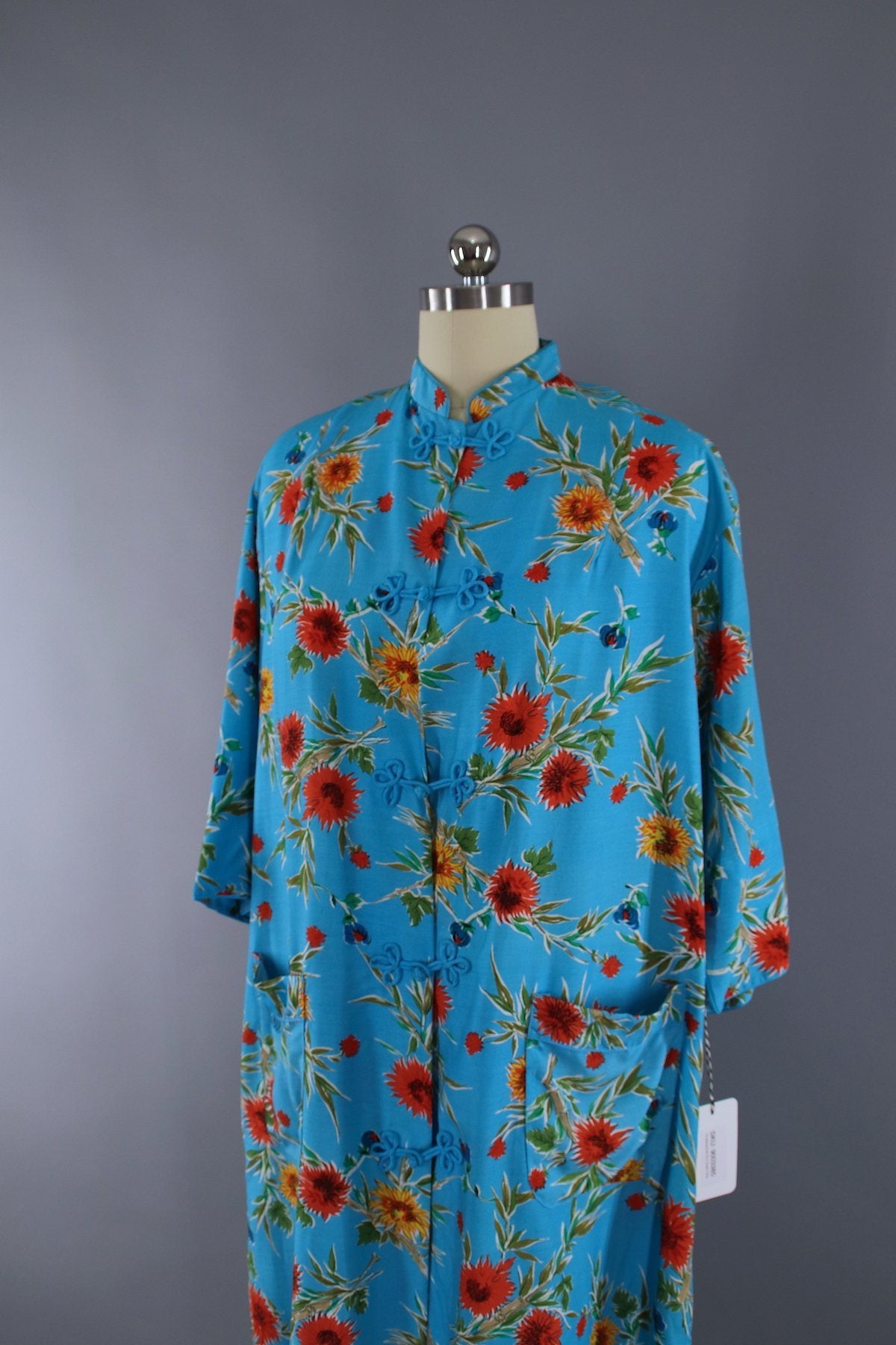 Vintage 1950s Robe Housecoat / Asian Chinoiserie / Aqua Blue Floral Print - ThisBlueBird