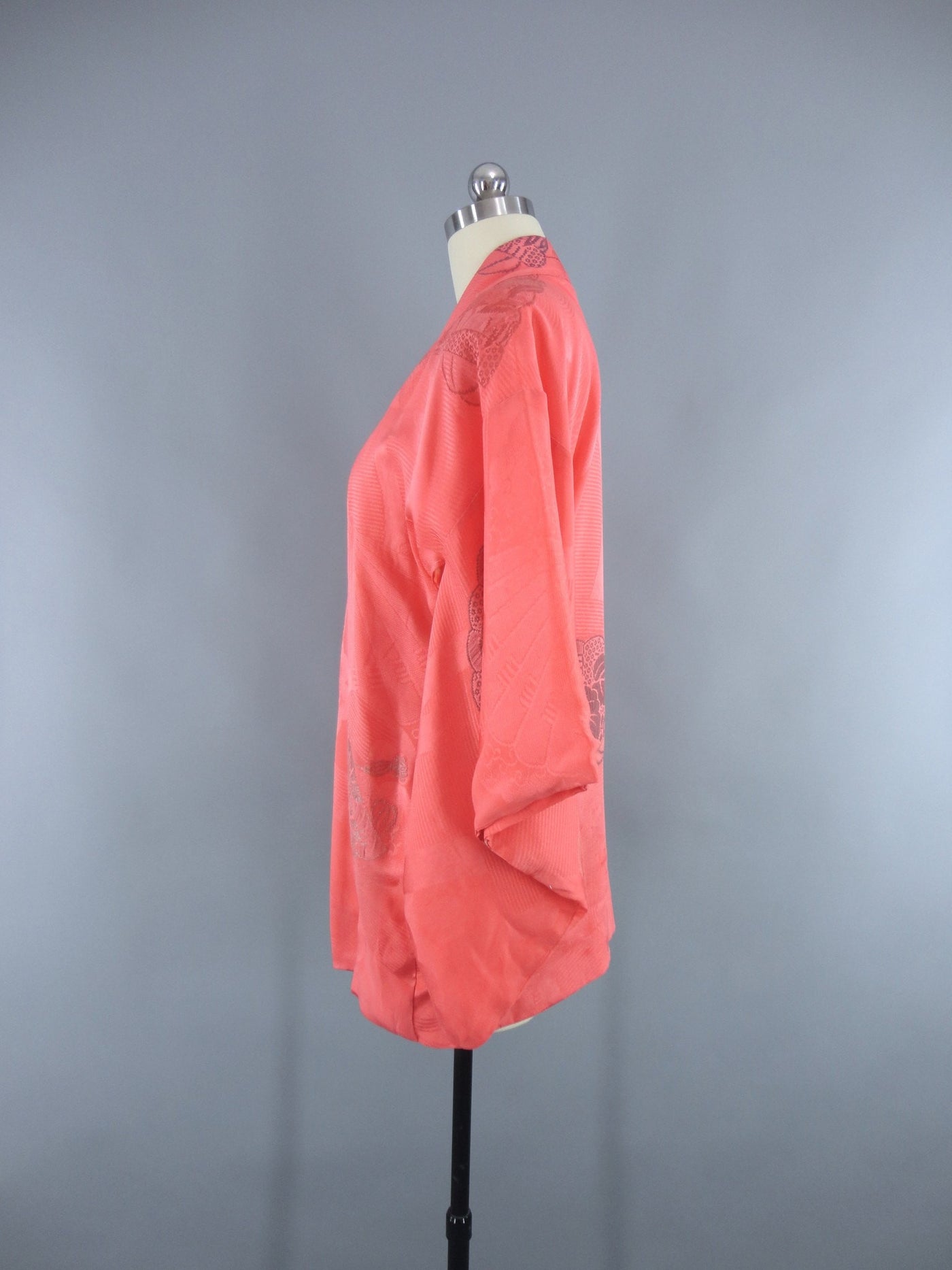 Vintage 1950s Silk Haori Kimono Jacket Cardigan with Coral Pink Floral Embroidery - ThisBlueBird