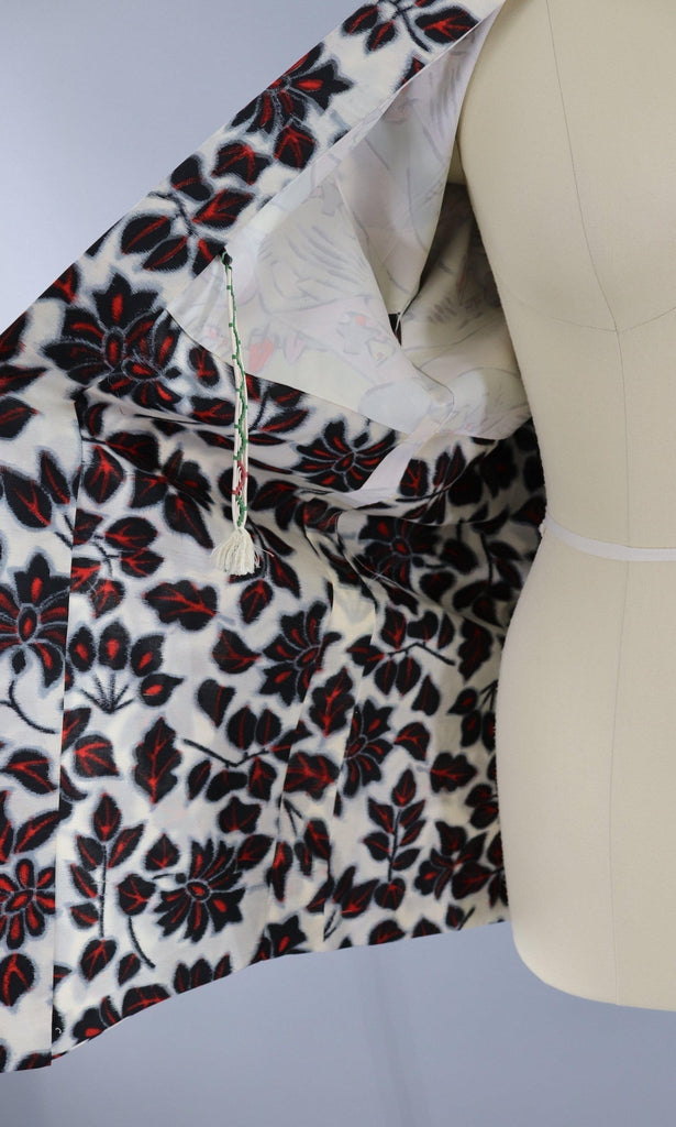 Vintage 1950s Silk Kimono Cardigan Jacket / White and Black Leaves / Ikat - ThisBlueBird