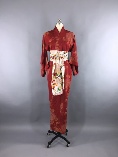 Vintage 1950s Silk Kimono Robe / Brick Red Floral Omeshi Floral - ThisBlueBird
