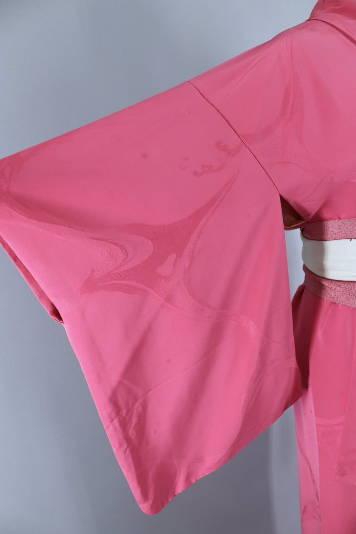 Vintage 1950s Silk Kimono Robe / Bright Pink - ThisBlueBird