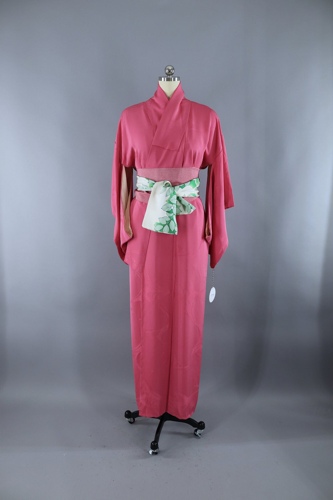 Vintage 1950s Silk Kimono Robe / Bright Pink - ThisBlueBird