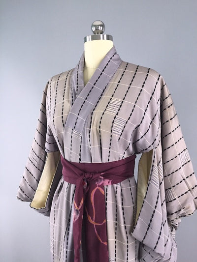 Vintage 1950s Silk Kimono Robe / Grey Art Deco - ThisBlueBird