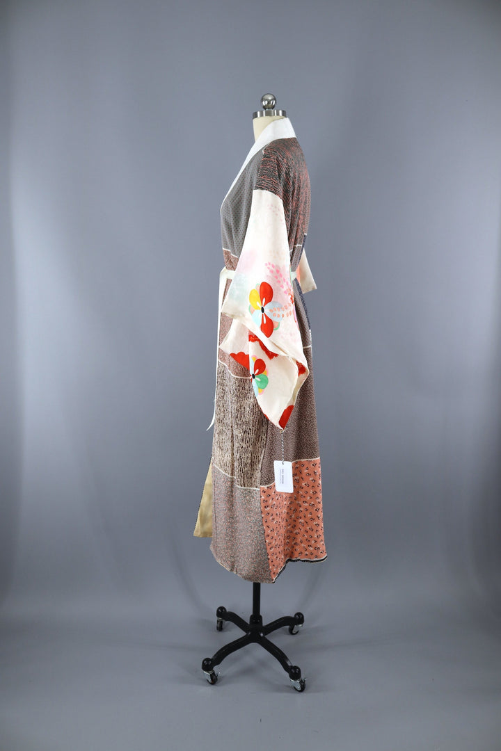Vintage 1950s Silk Kimono Robe / Grey Tan Floral Print - ThisBlueBird