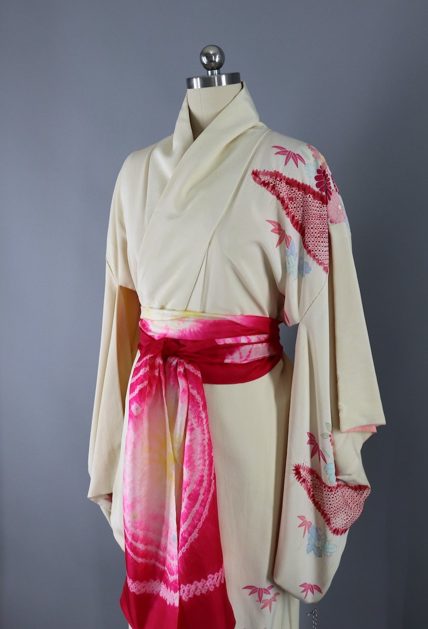 Vintage 1950s Silk Kimono Robe / Ivory Pink Shibori Floral - ThisBlueBird