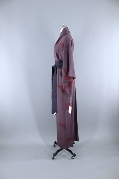 Vintage 1950s Silk Kimono Robe / Purple Maroon Honeycomb Floral - ThisBlueBird