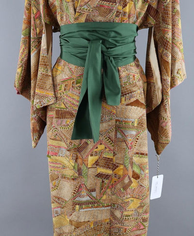 Vintage 1950s Silk Kimono Robe / Tan Houses Rooftops Novelty Print - ThisBlueBird